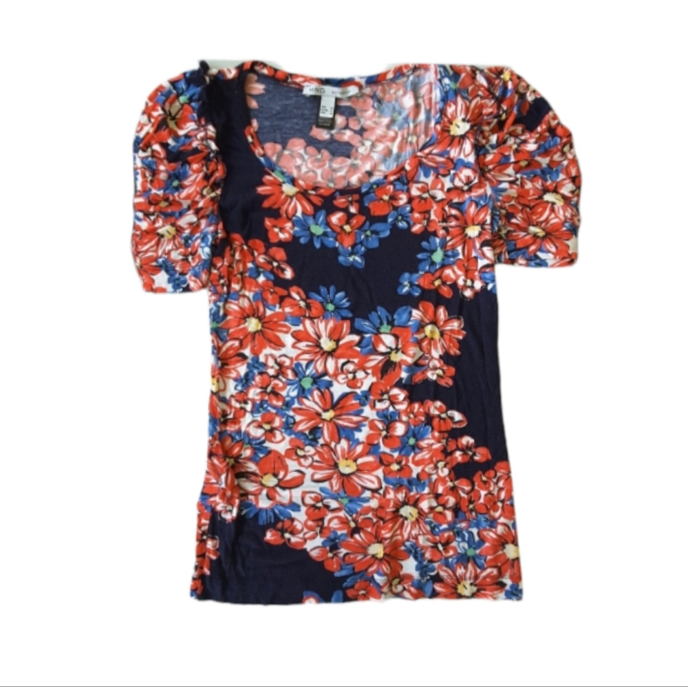 Ruffle puff sleeve floral tee